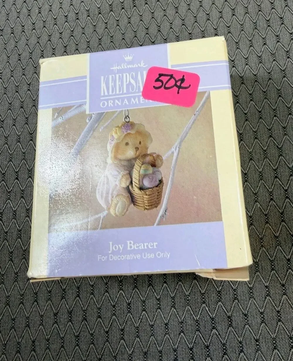 Vintage 1992 Hallmark Keepsake Joy Bearer Easter Holiday Vintage Ornament NEW